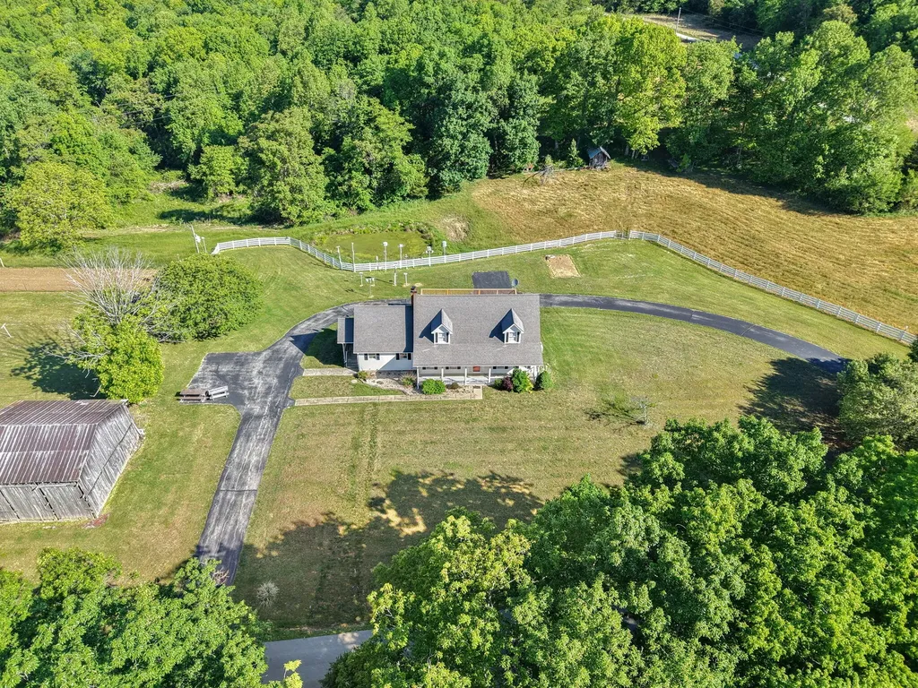 1213 Spann Hill Road Monticello KY 42633