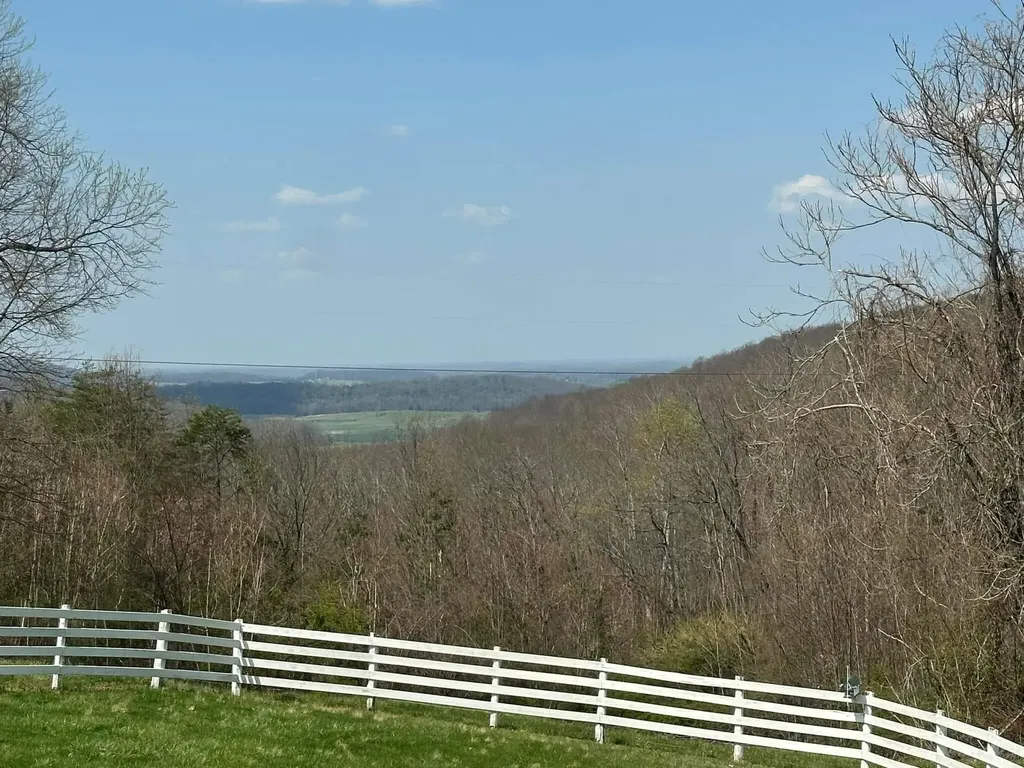 1213 Spann Hill Road Monticello KY 42633
