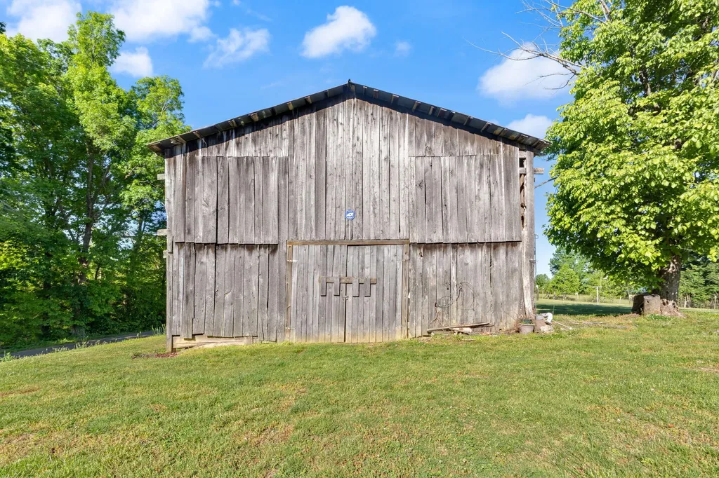 1213 Spann Hill Road Monticello KY 42633