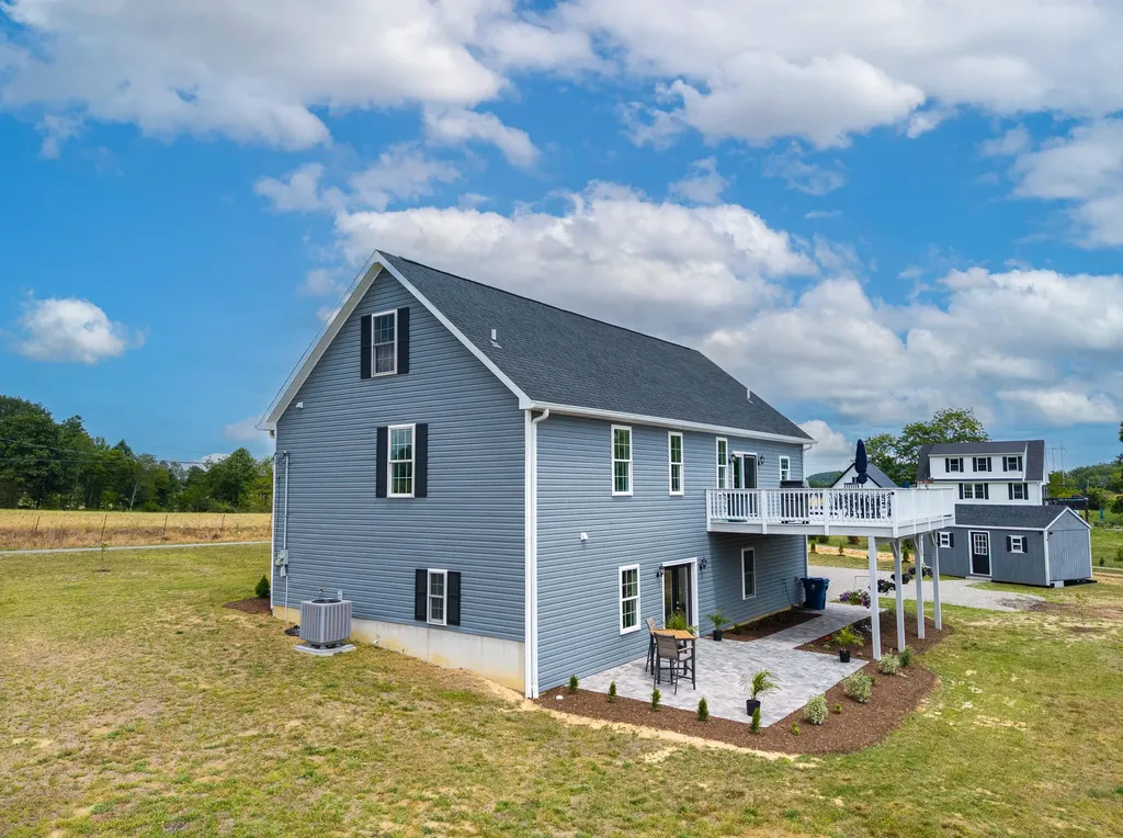 1553 Clifty Hill Road Science Hill KY 42553