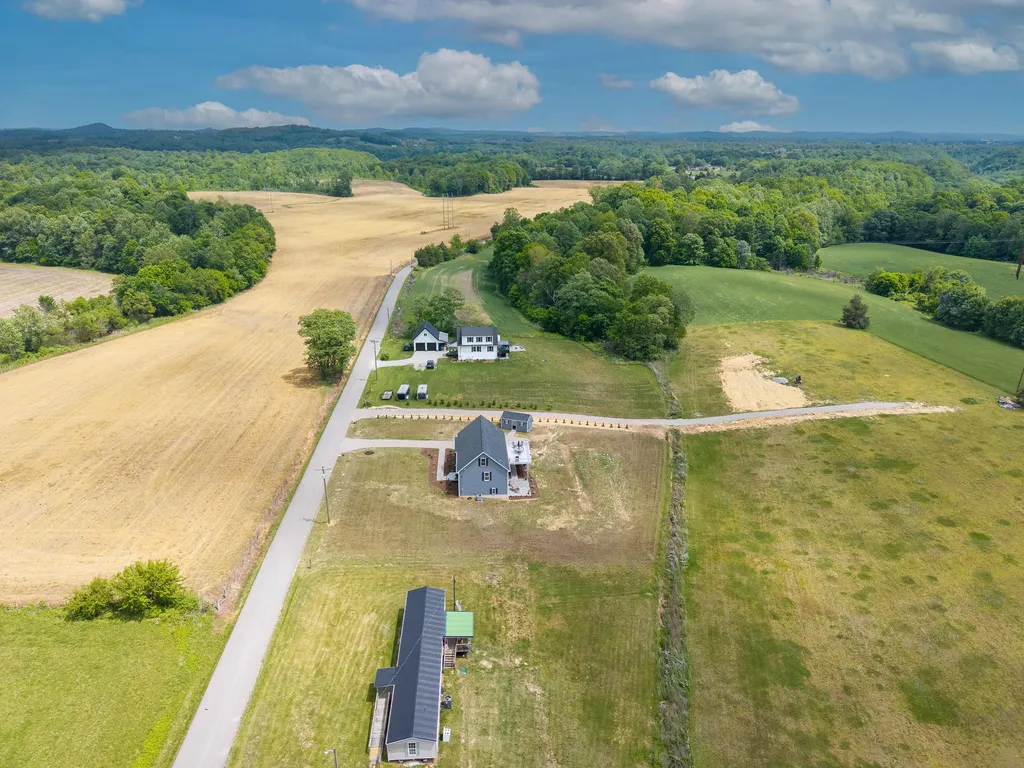1553 Clifty Hill Road Science Hill KY 42553