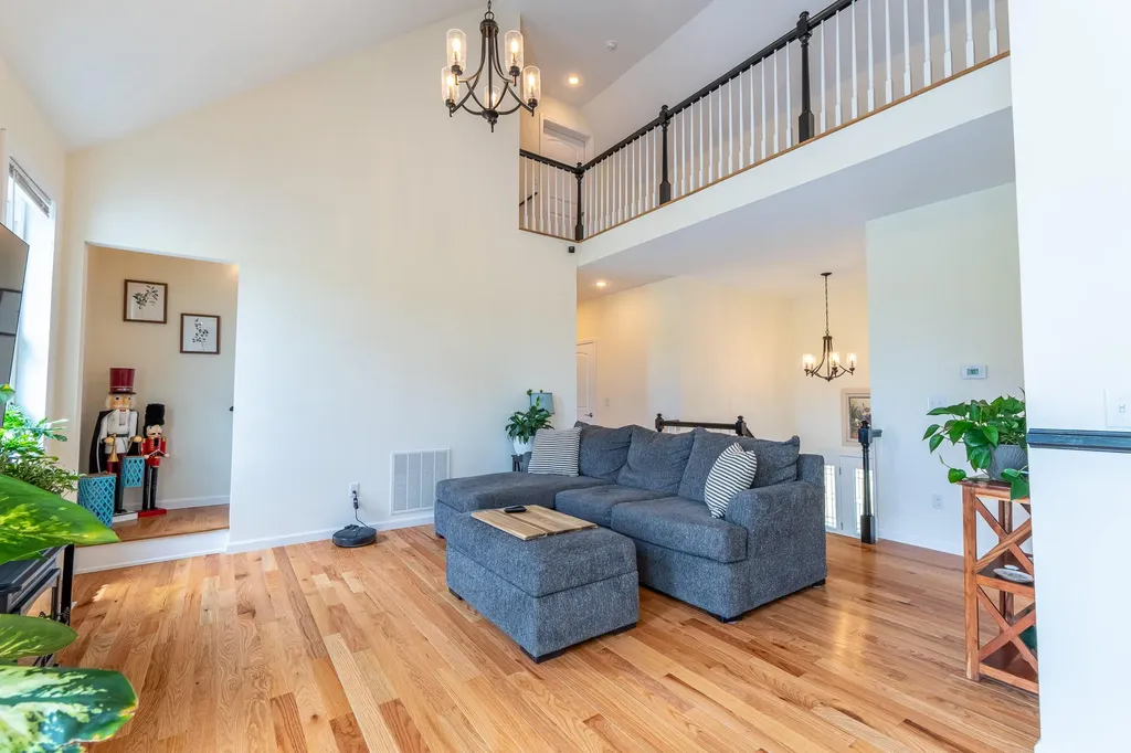 1553 Clifty Hill Road Science Hill KY 42553