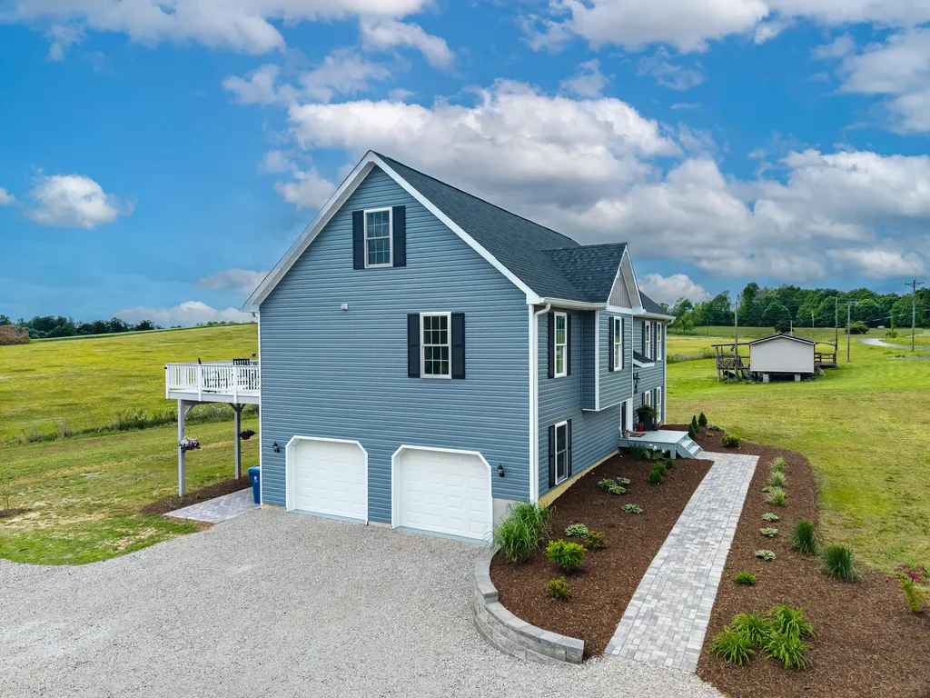 1553 Clifty Hill Road Science Hill KY 42553
