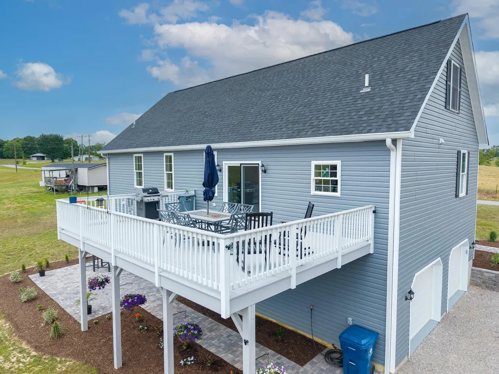 1553 Clifty Hill Road Science Hill KY 42553