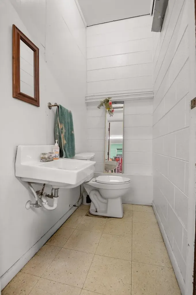 47 S Highway 25 Williamsburg KY 40769