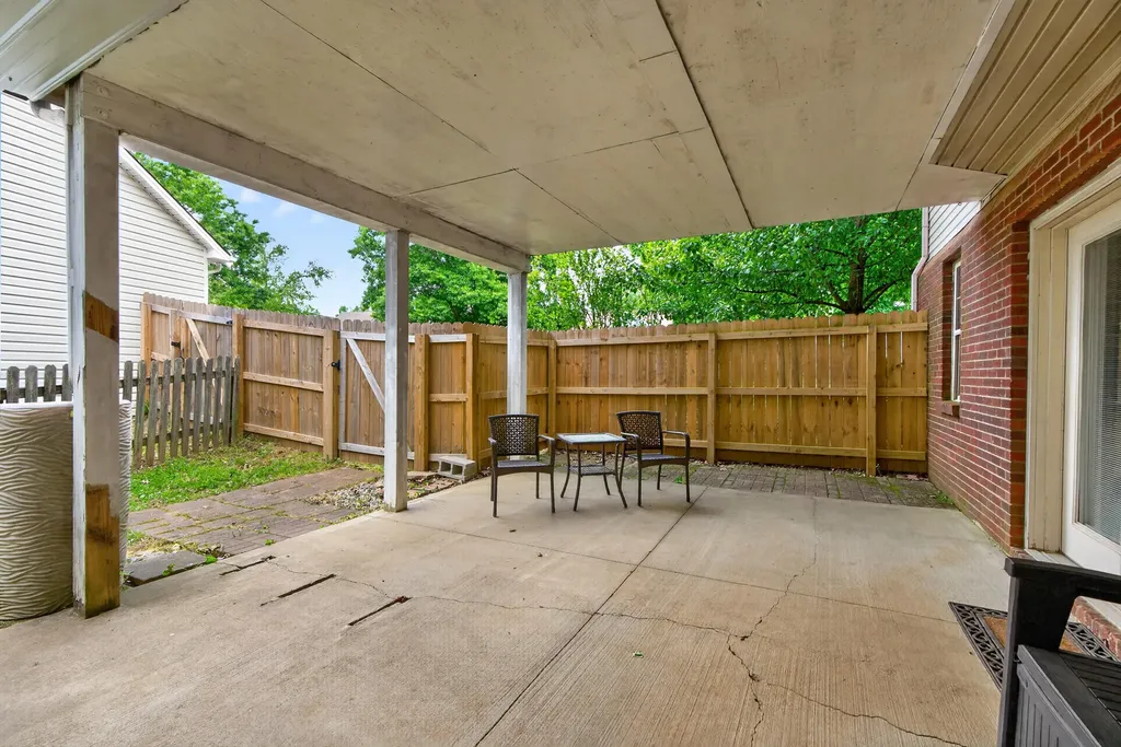 3981 Westbrook Drive Lexington KY 40514