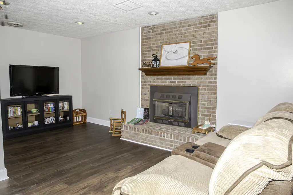 156 Cold Springs Drive Stanford KY 40484