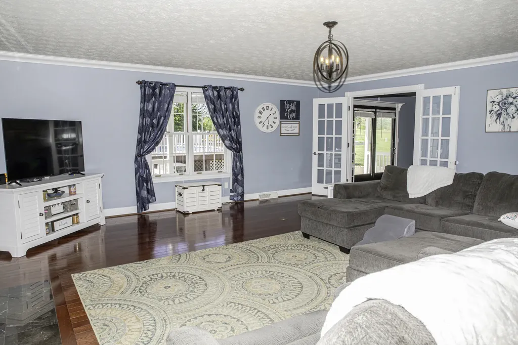 156 Cold Springs Drive Stanford KY 40484
