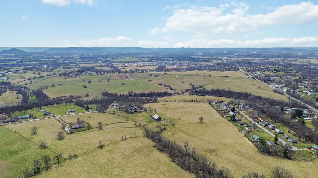 1630 Richmond Road Berea KY 40403