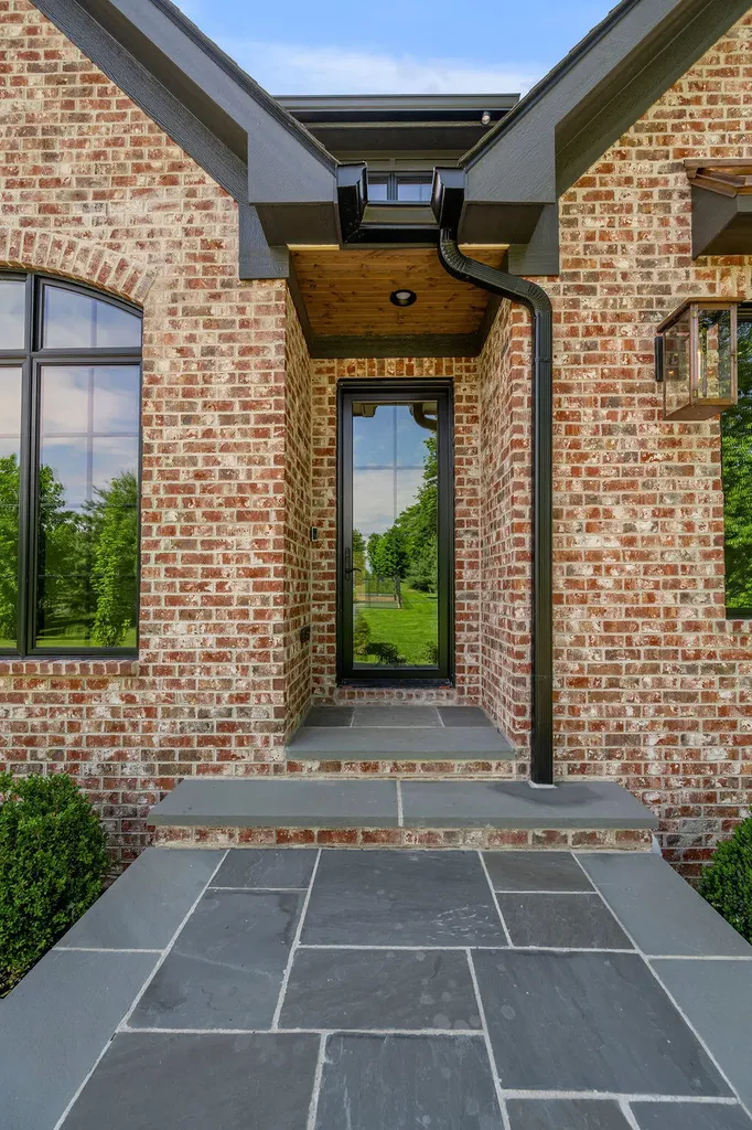 2801 Bobwhite Trail Lexington KY 40509