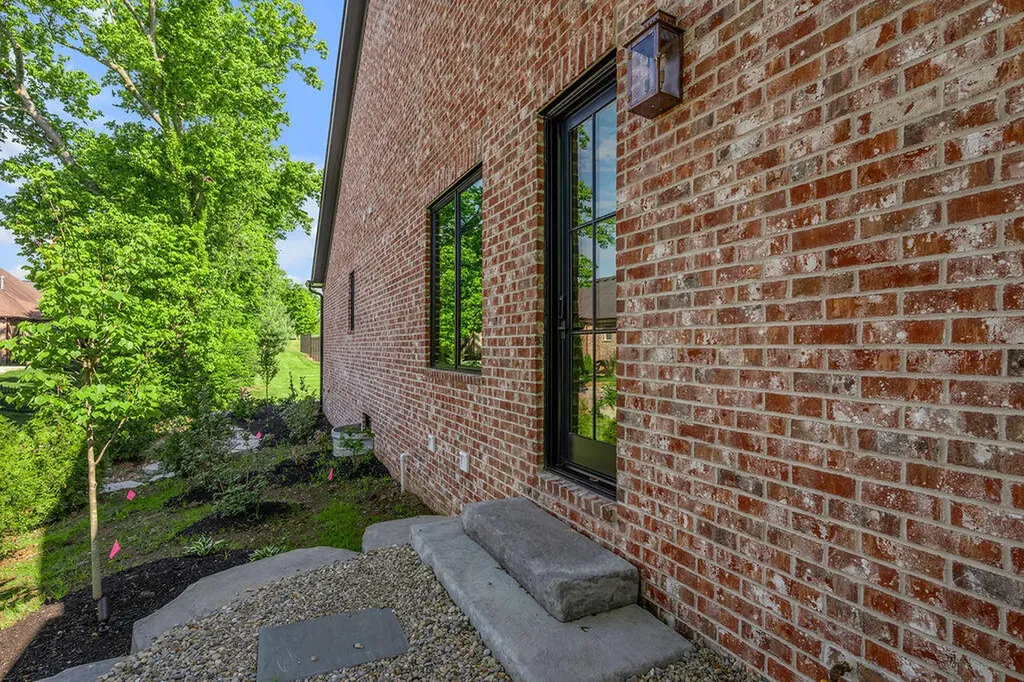 2801 Bobwhite Trail Lexington KY 40509
