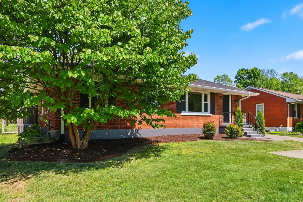 463 Pasadena Drive Lexington KY 40503