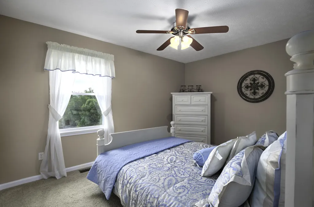395 Cedar Lake Road Versailles KY 40383
