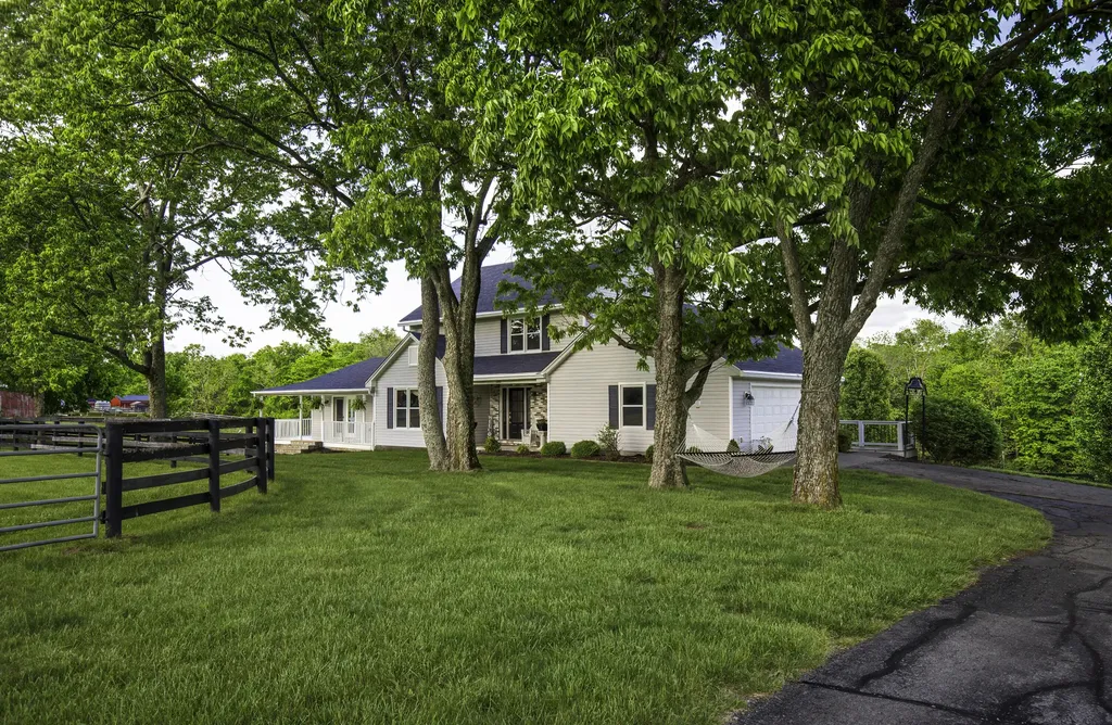 395 Cedar Lake Road Versailles KY 40383