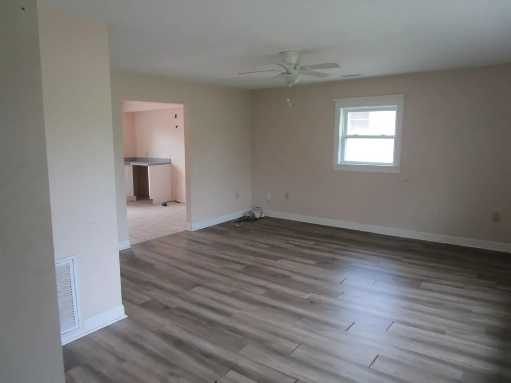 2247 Muddy Creek Road Winchester KY 40391