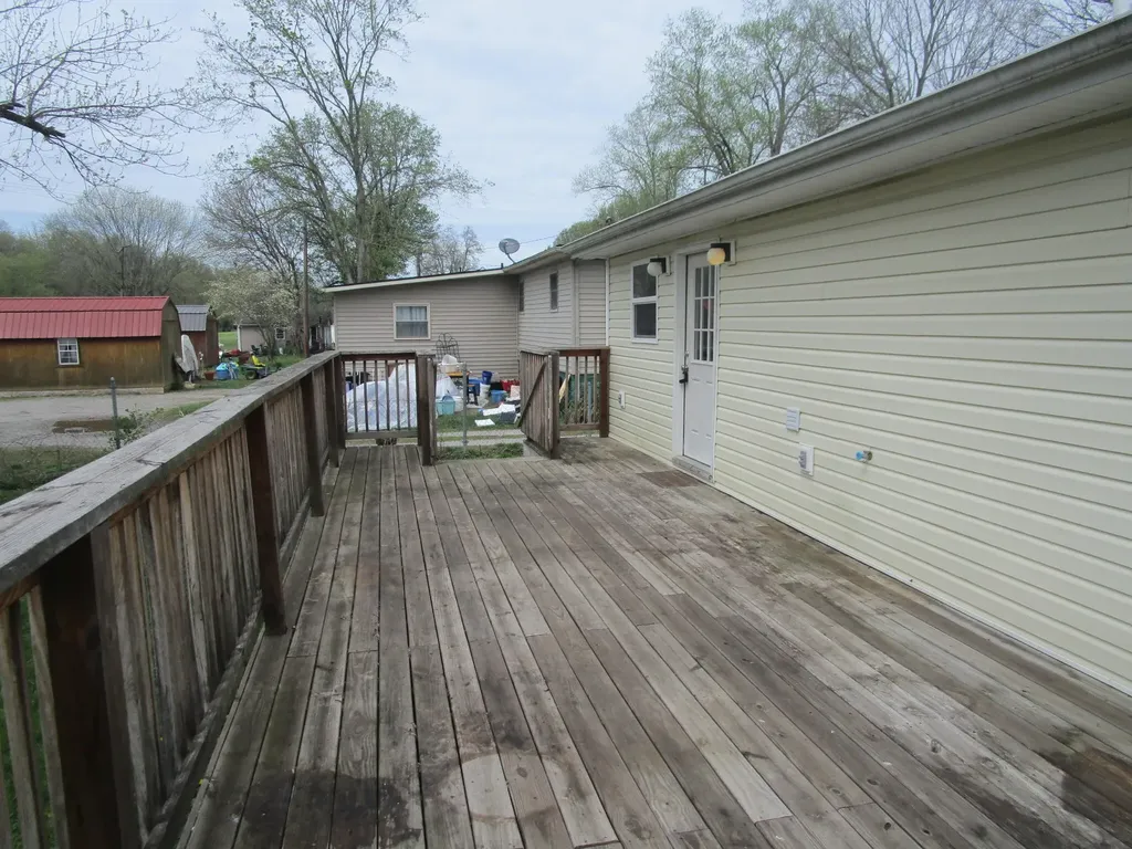 2247 Muddy Creek Road Winchester KY 40391