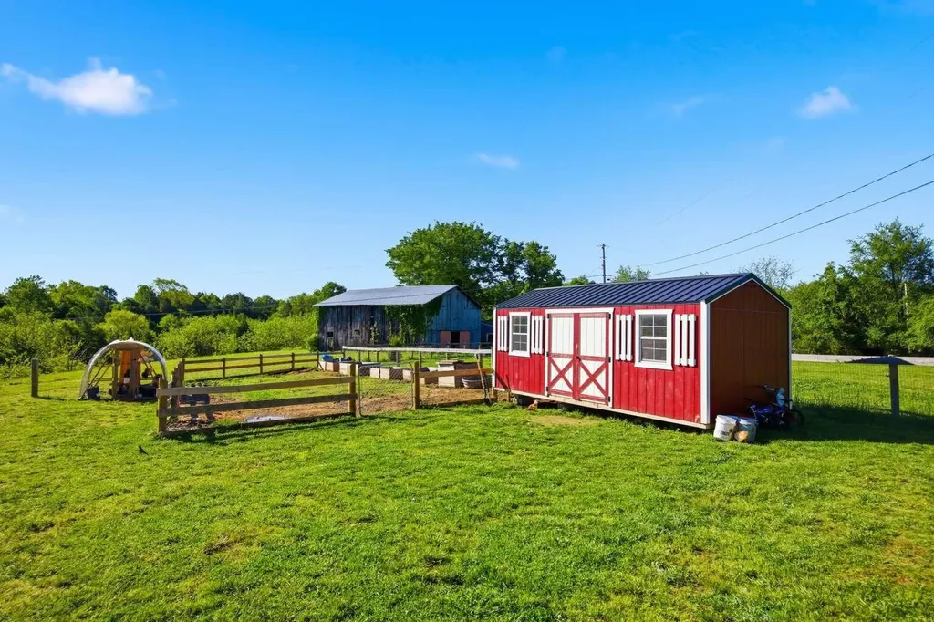 1568 Old Lawrenceburg Road Frankfort KY 40601