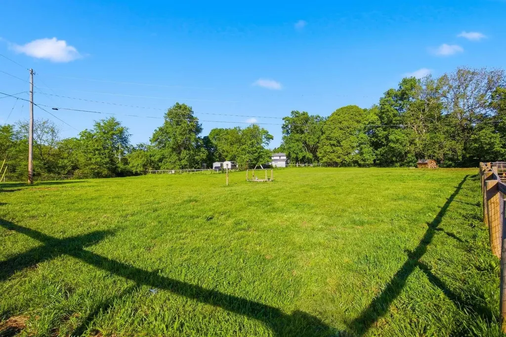 1568 Old Lawrenceburg Road Frankfort KY 40601