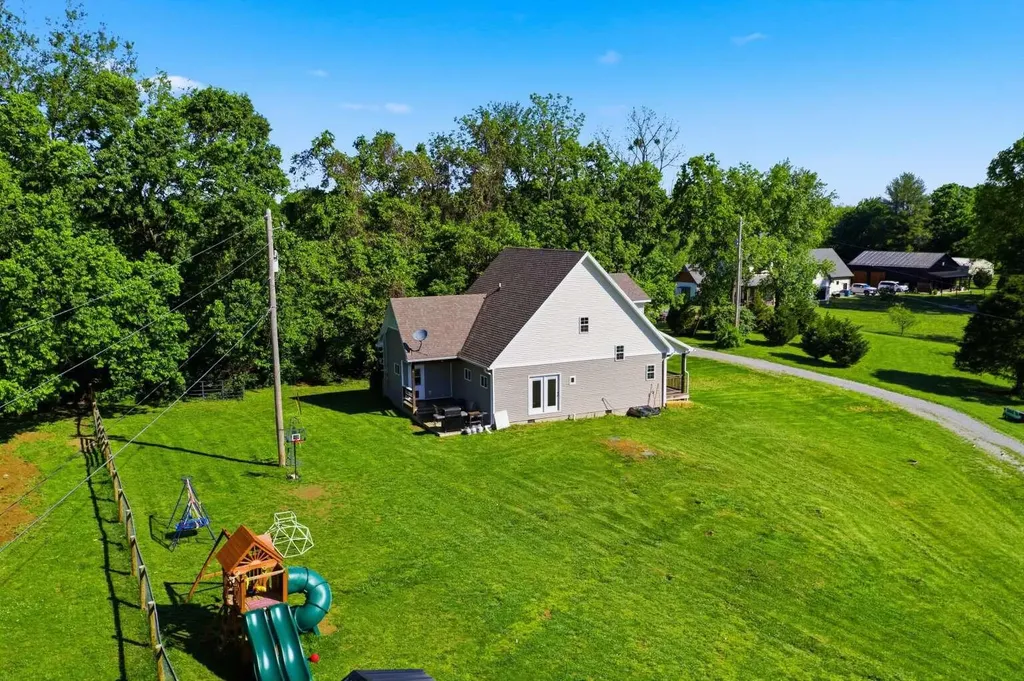 1568 Old Lawrenceburg Road Frankfort KY 40601