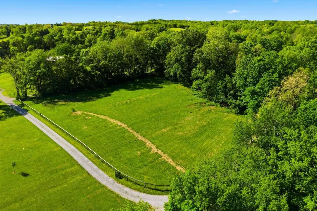 1568 Old Lawrenceburg Road Frankfort KY 40601