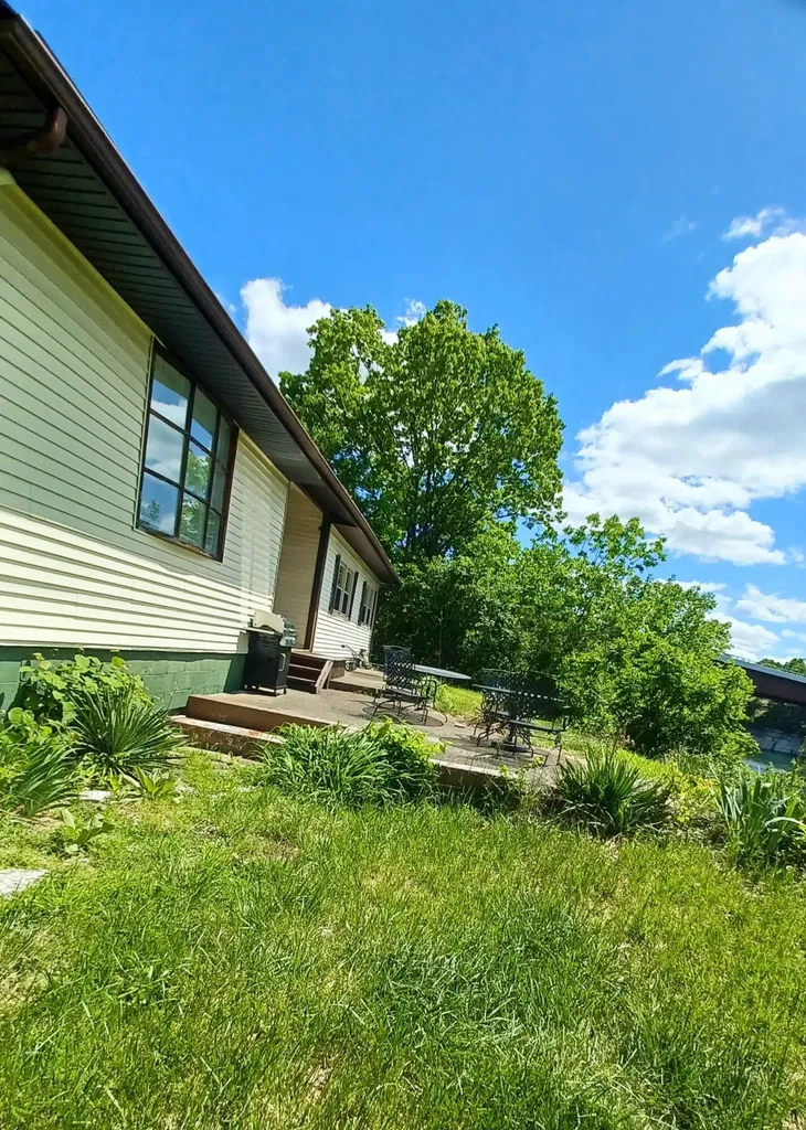 4858 Kennedy Bridge Road Lancaster KY 40444