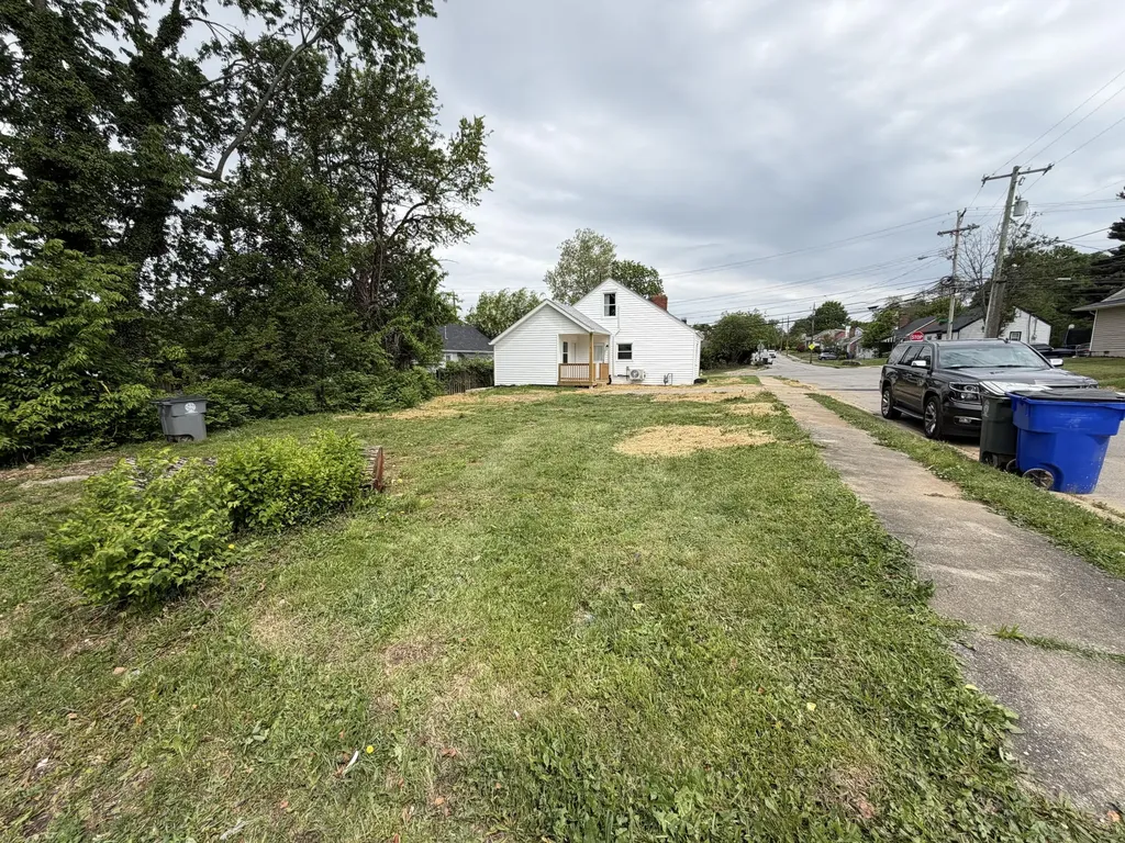 105 Hillcrest Avenue Lexington KY 40505