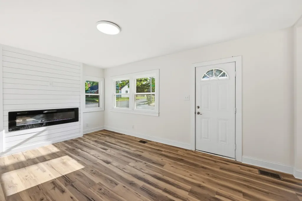 105 Hillcrest Avenue Lexington KY 40505