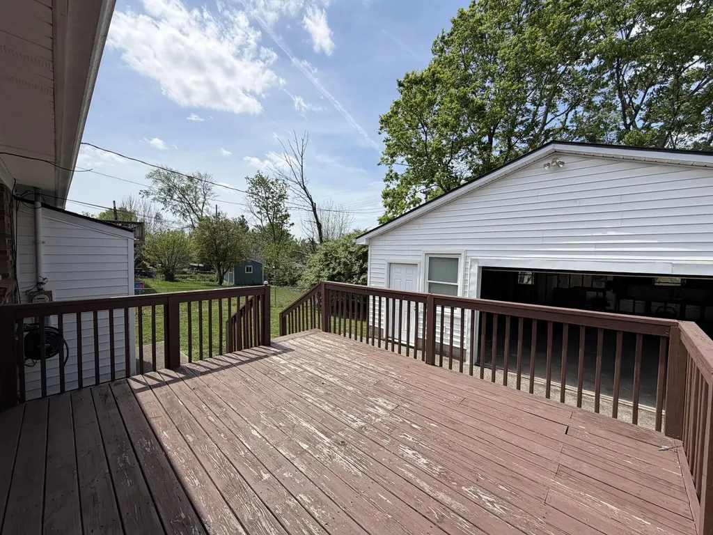 17 Holiday Road Winchester KY 40391