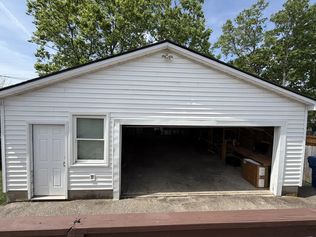 17 Holiday Road Winchester KY 40391