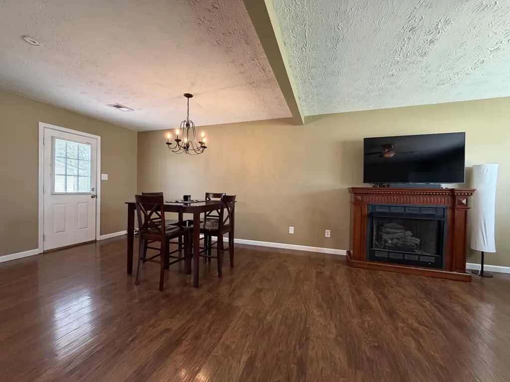 17 Holiday Road Winchester KY 40391