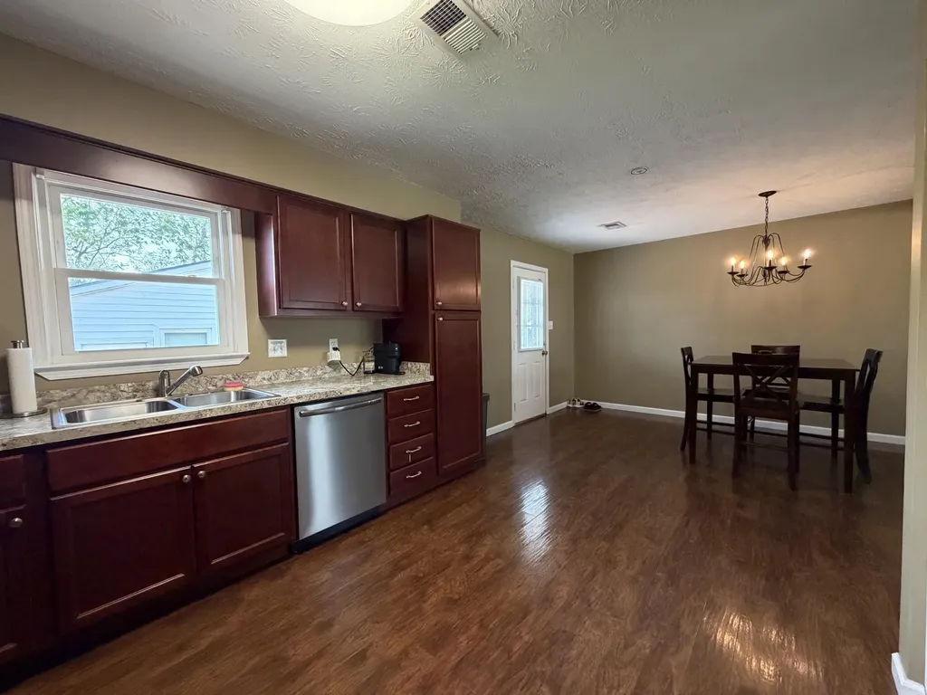17 Holiday Road Winchester KY 40391