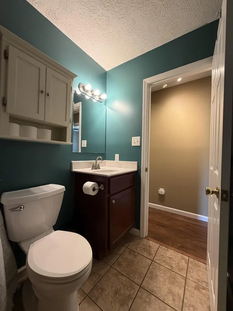 17 Holiday Road Winchester KY 40391
