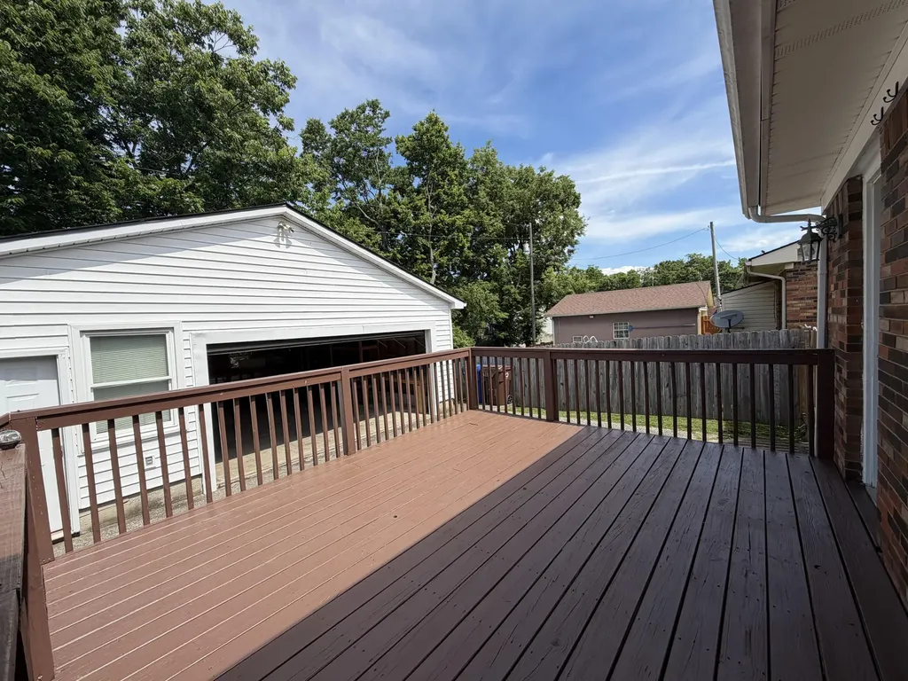 17 Holiday Road Winchester KY 40391