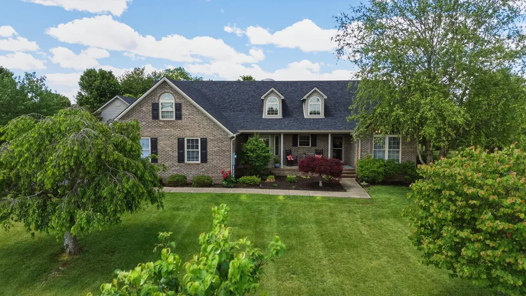 155 Clay Avenue Lancaster KY 40444