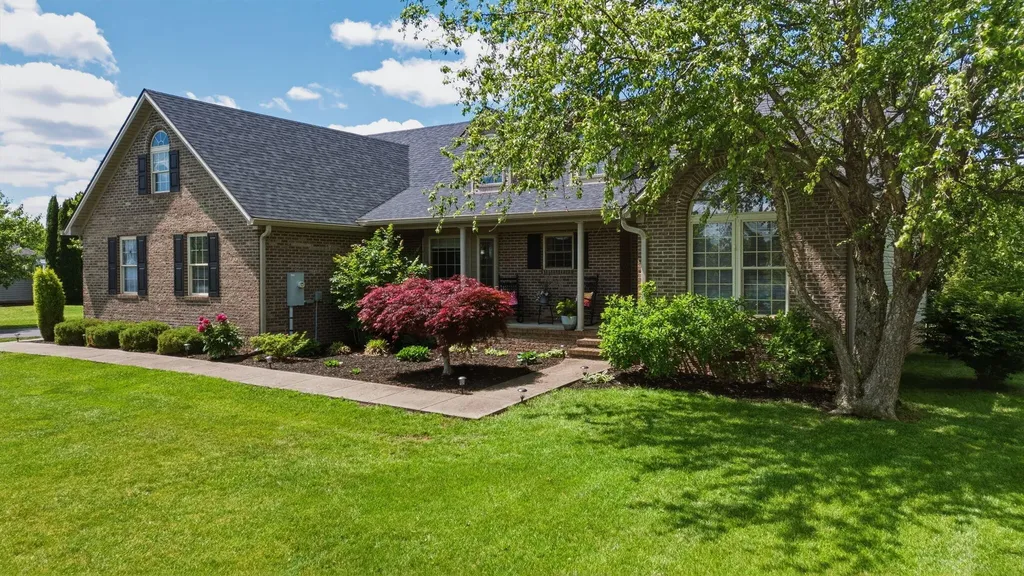155 Clay Avenue Lancaster KY 40444