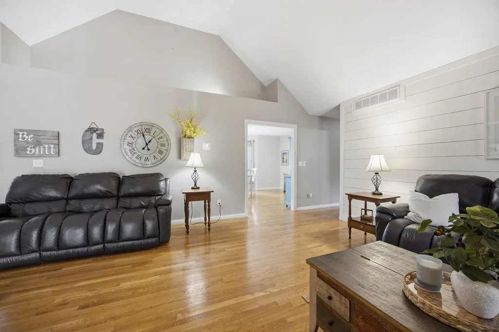 155 Clay Avenue Lancaster KY 40444