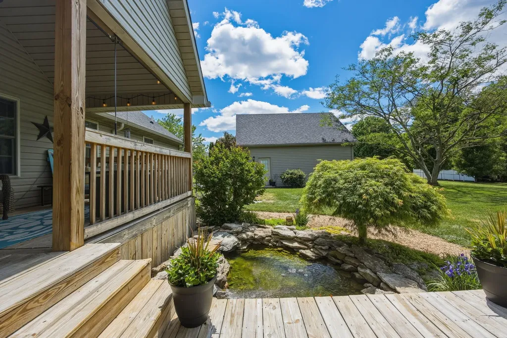 155 Clay Avenue Lancaster KY 40444