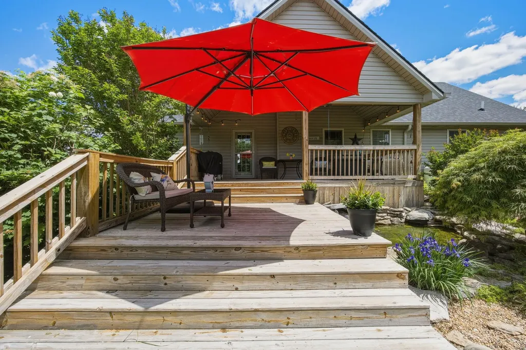 155 Clay Avenue Lancaster KY 40444