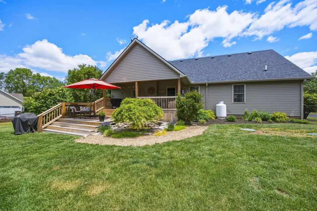 155 Clay Avenue Lancaster KY 40444