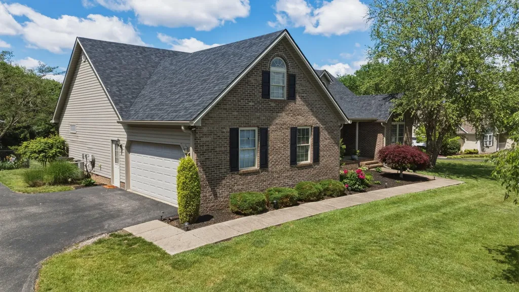 155 Clay Avenue Lancaster KY 40444
