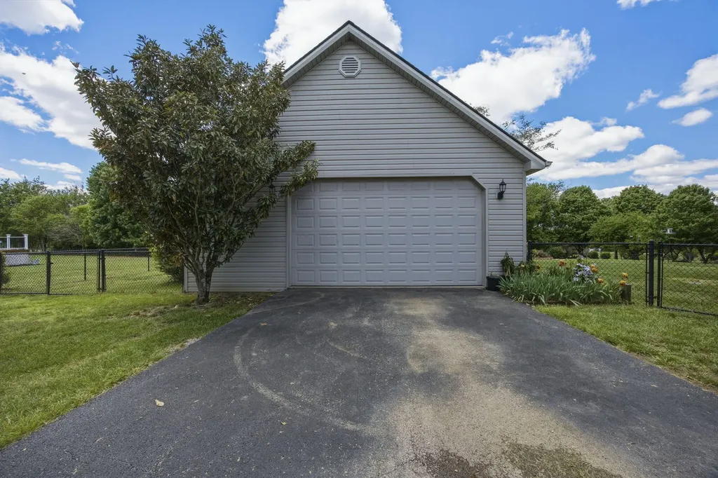 155 Clay Avenue Lancaster KY 40444