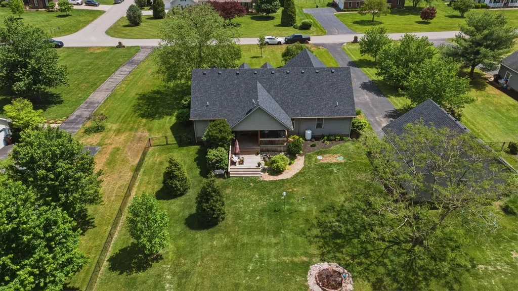 155 Clay Avenue Lancaster KY 40444