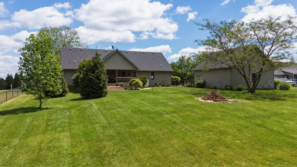 155 Clay Avenue Lancaster KY 40444