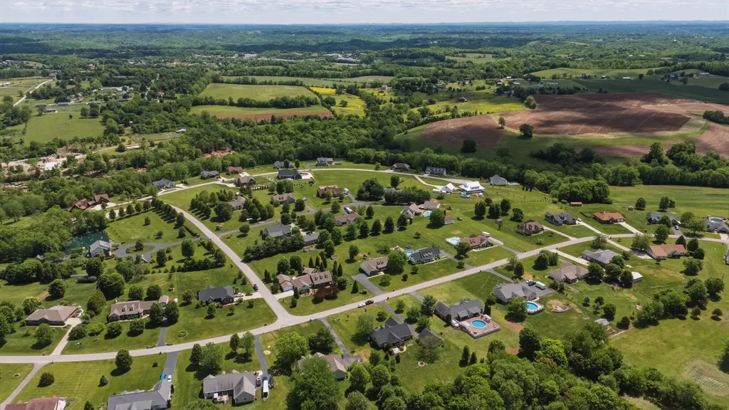 155 Clay Avenue Lancaster KY 40444