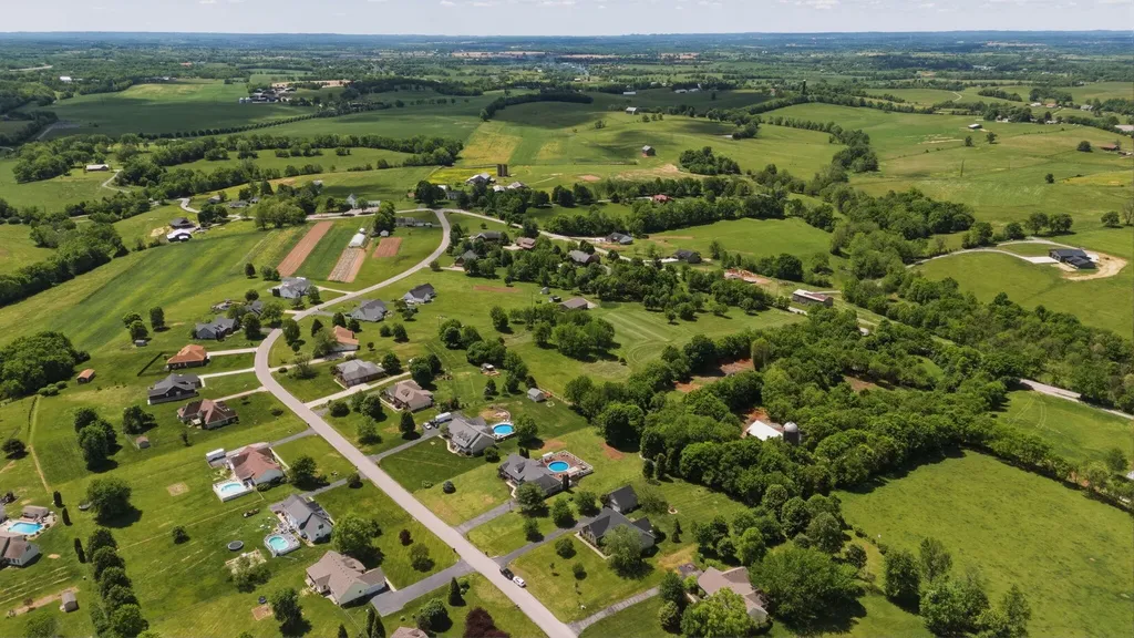 155 Clay Avenue Lancaster KY 40444