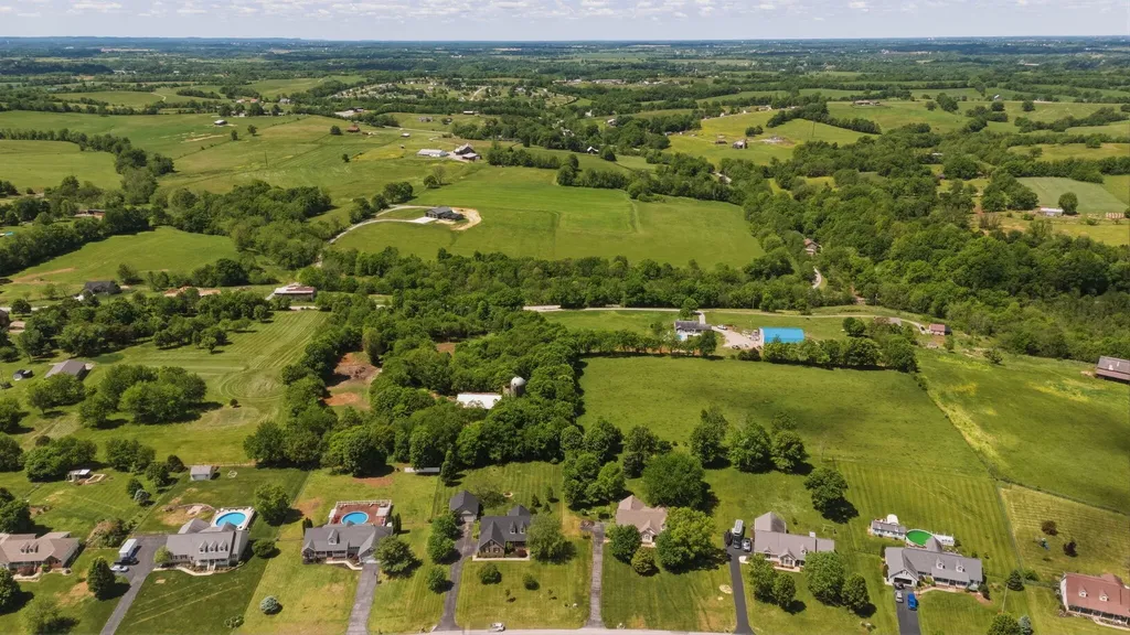 155 Clay Avenue Lancaster KY 40444