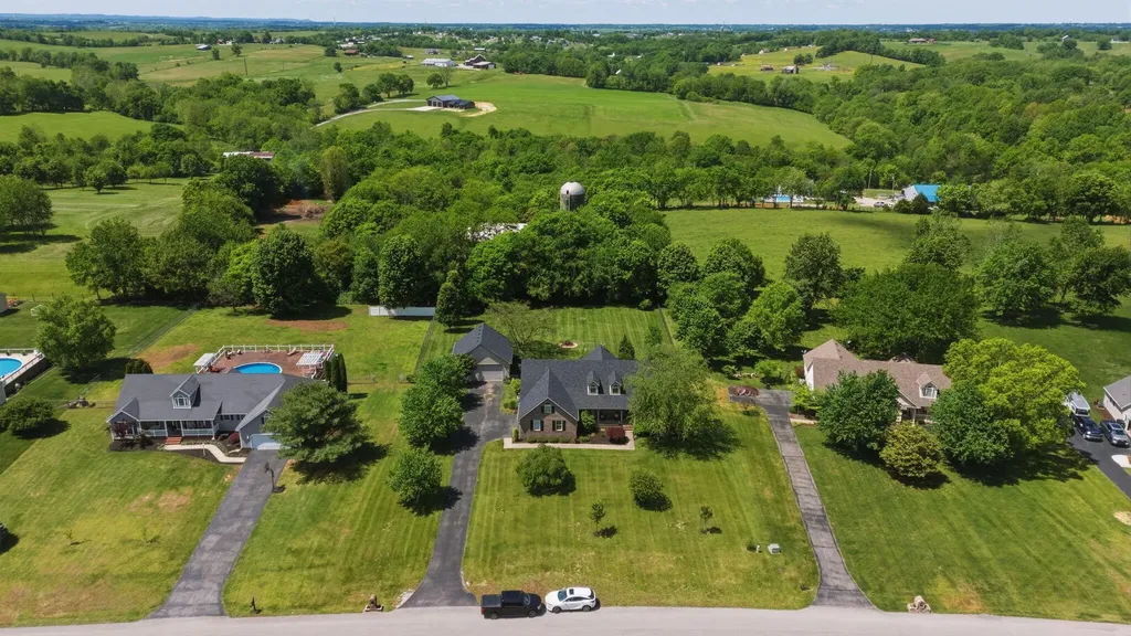 155 Clay Avenue Lancaster KY 40444