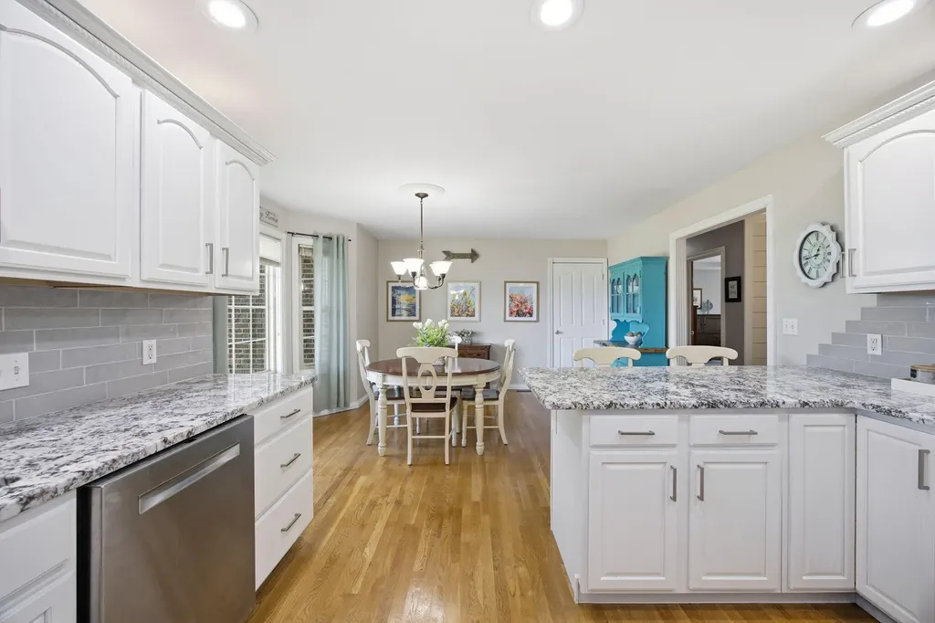 155 Clay Avenue Lancaster KY 40444