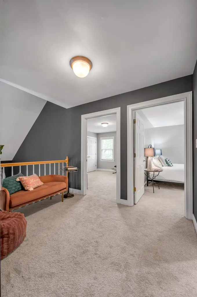 1070 Forest Lake Drive Lexington KY 40515