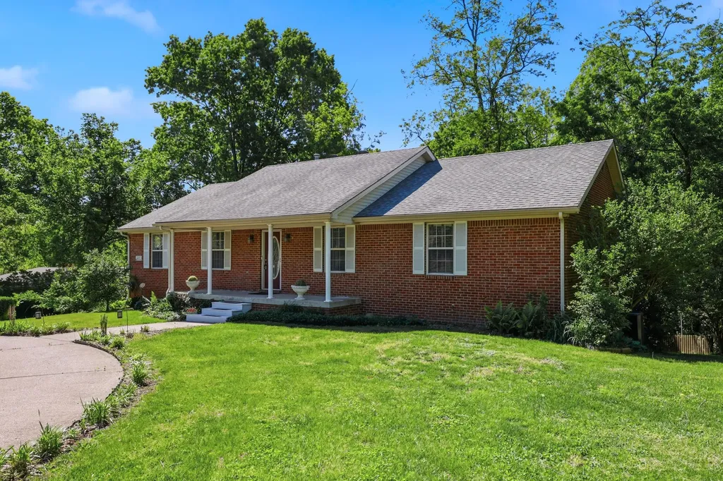 5317 Sleepy Hollow Drive Frankfort KY 40601